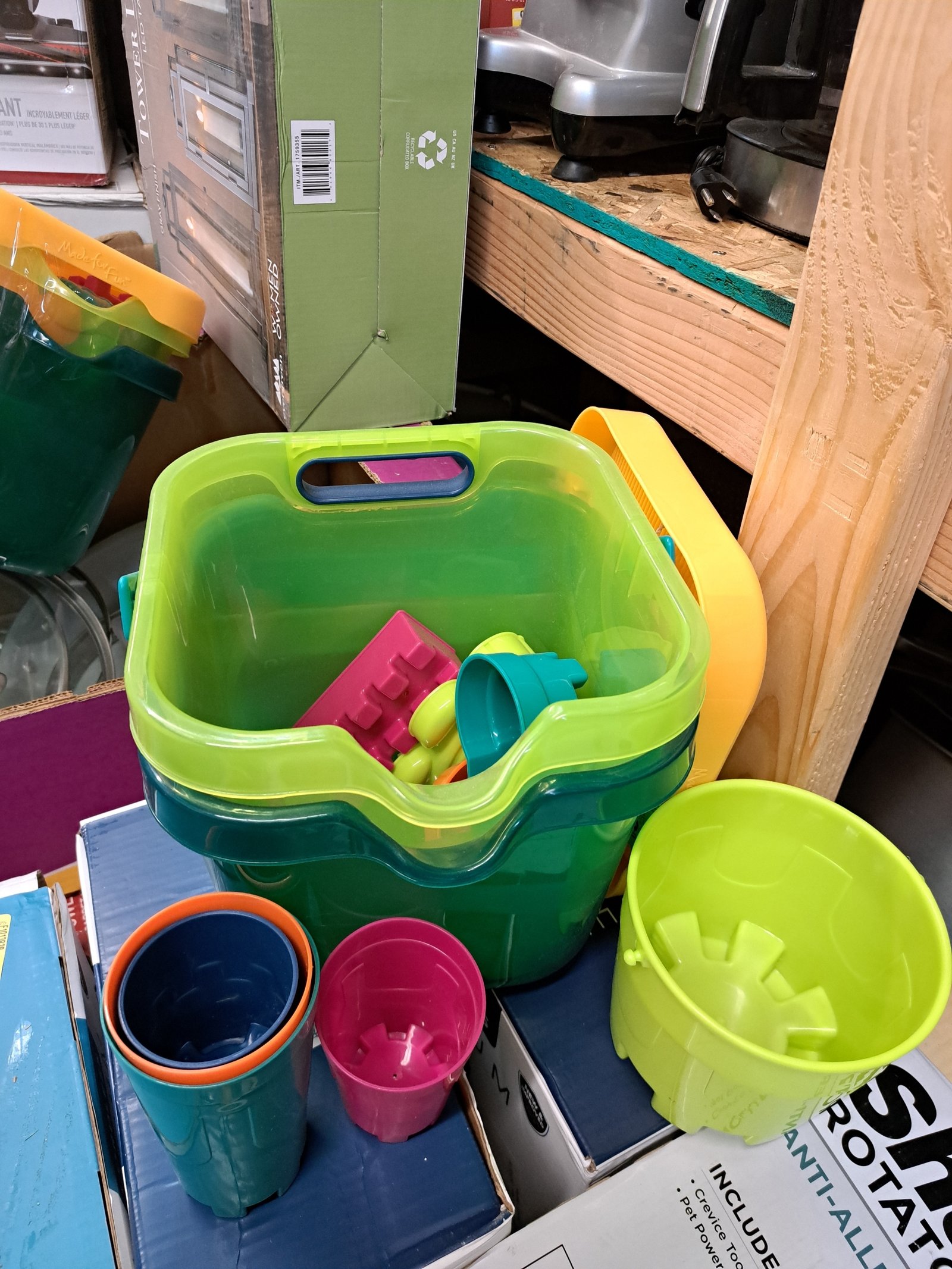 sand bucket playset 20 pieces