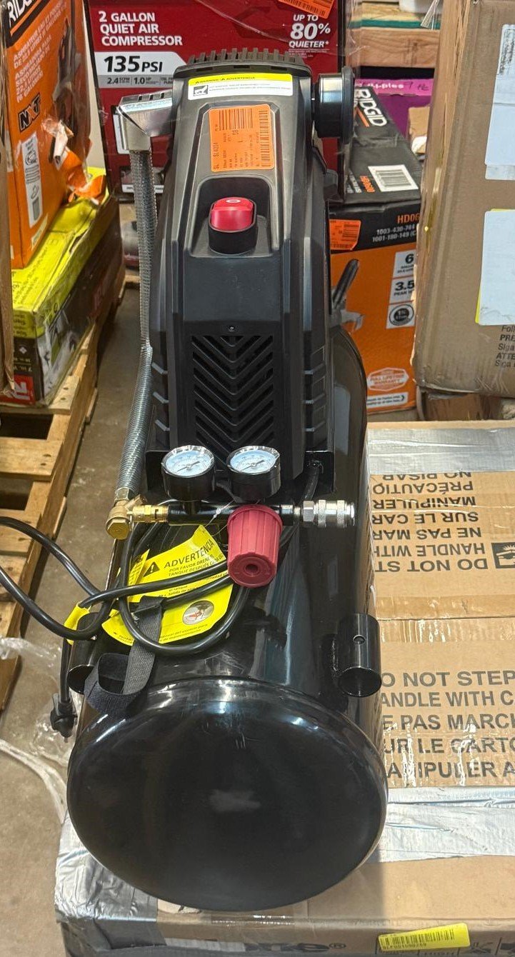 8 Gallon 150PSI Hotdog Air Compressor