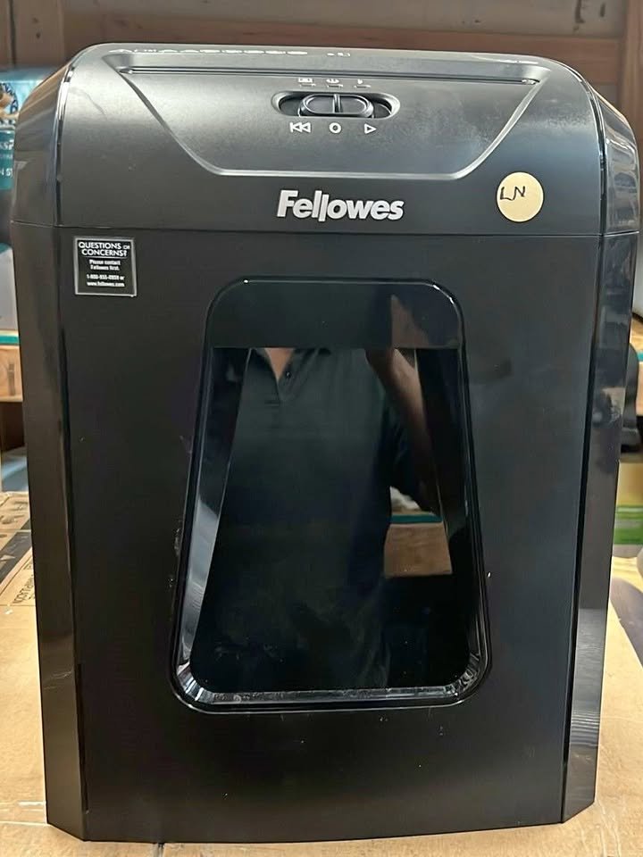 Fellowes Powershred 12 Sheet Cross-Cut Paper Home Office Paper Shredder