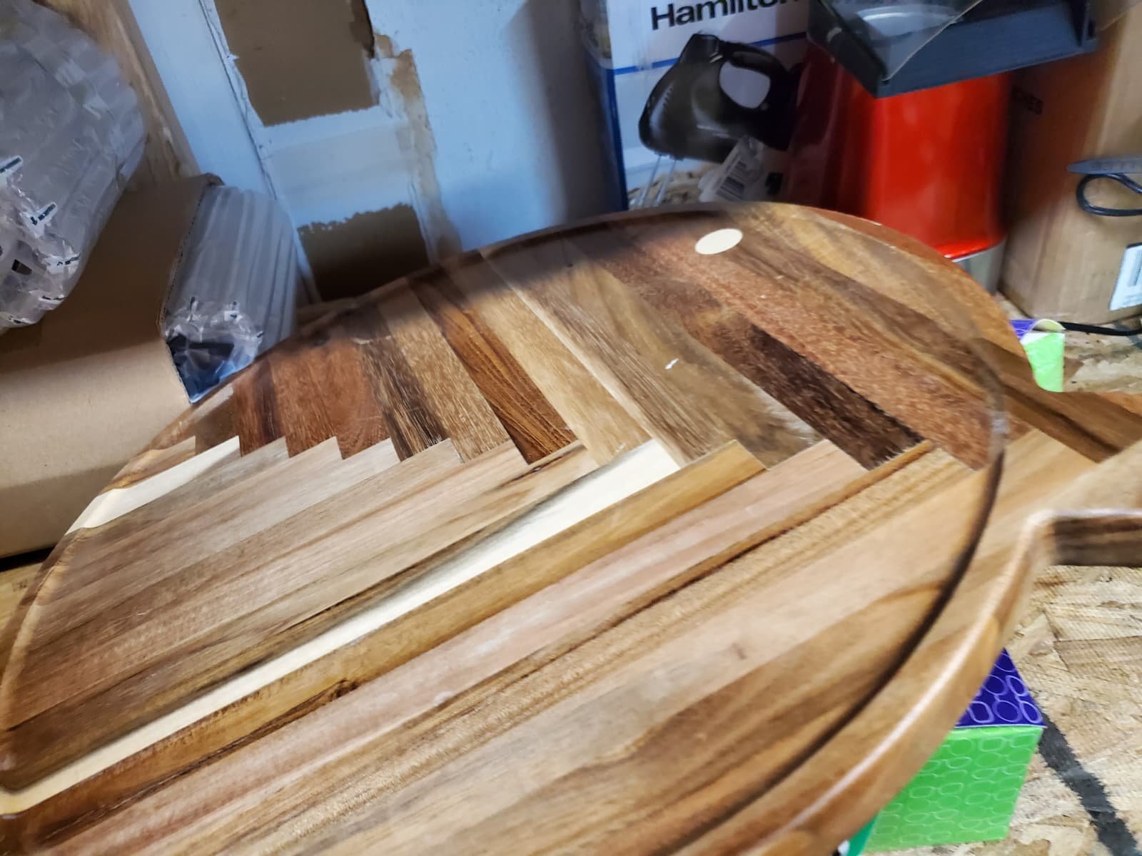 Round Charcuterie Board with Handle, Acacia Wood Cutting Board