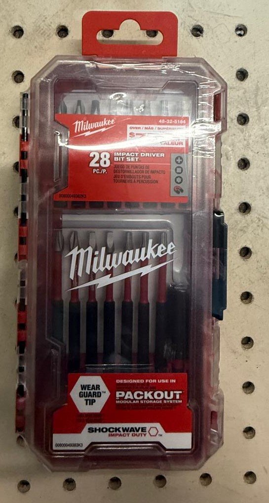Milwaukee SHOCKWAVE Impact Duty Alloy Steel Screw Driver Bit Set (28-Piece)