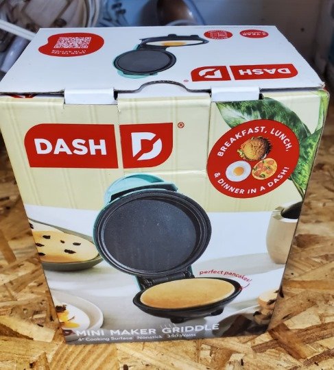 DASH Mini Maker 7-in-1 Waffle & Griddle System – Interchangeable Plates, Nonstick, Compact & Easy to Use