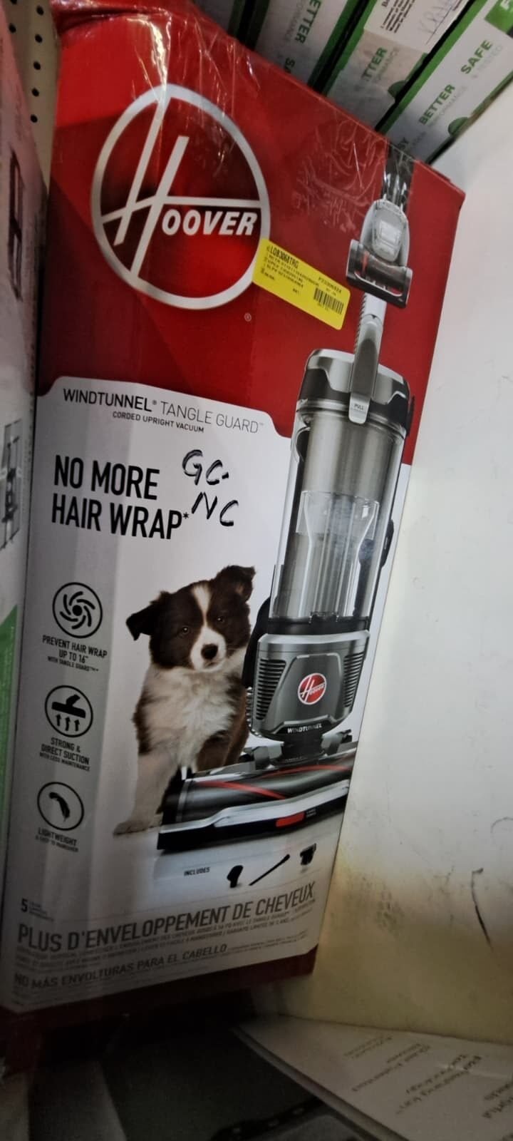 Hoover WindTunnel Tangle Guard Bagless Upright Vacuum Cleaner (Model UH77100V / UH77110)