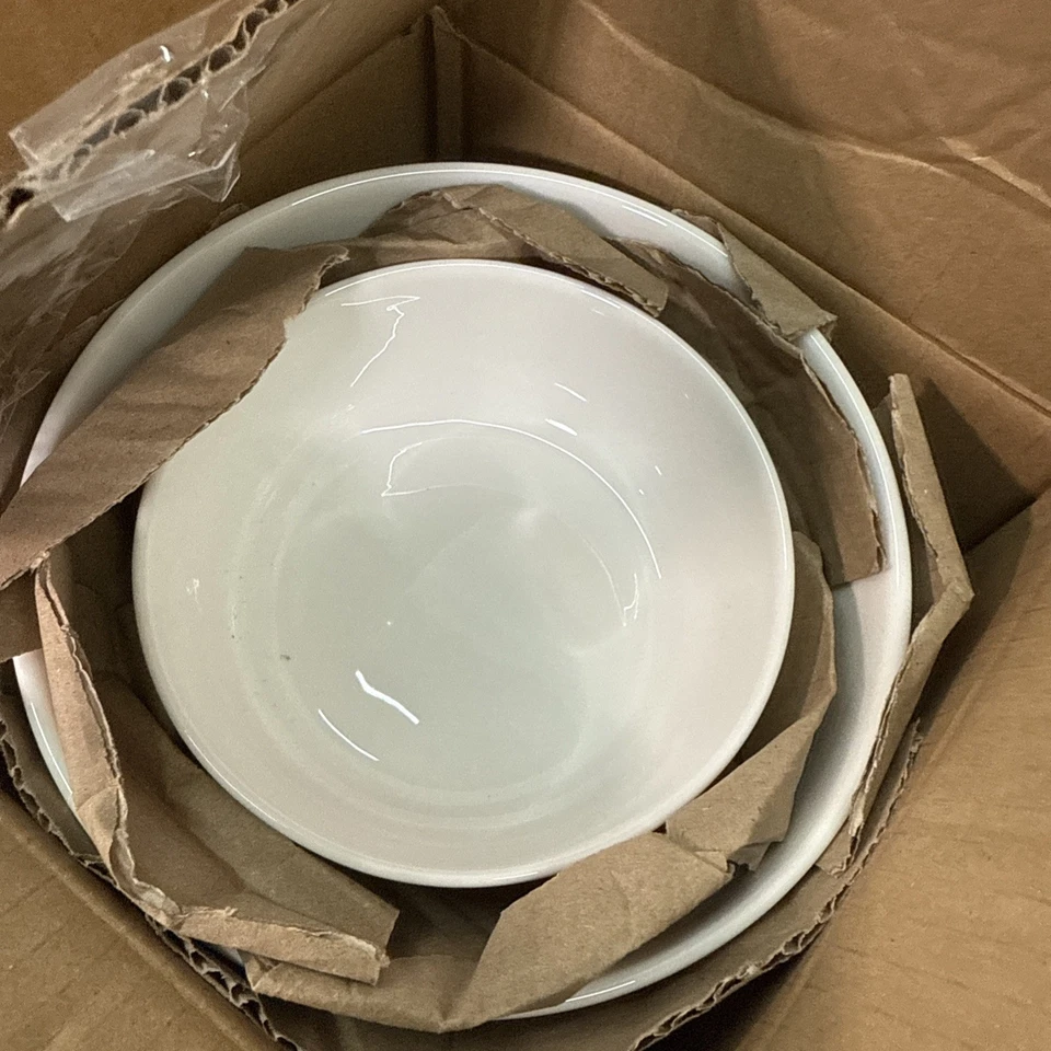 Mikasa Lausanne 39-Piece Bone China Dinnerware Set