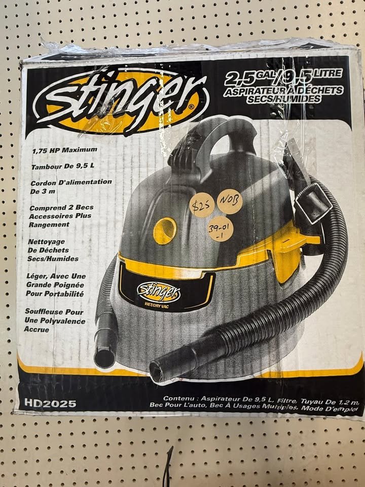 Stinger 2.5 Gal. 1.75 Peak HP Small Shop Vacuum Wet Dry Vac