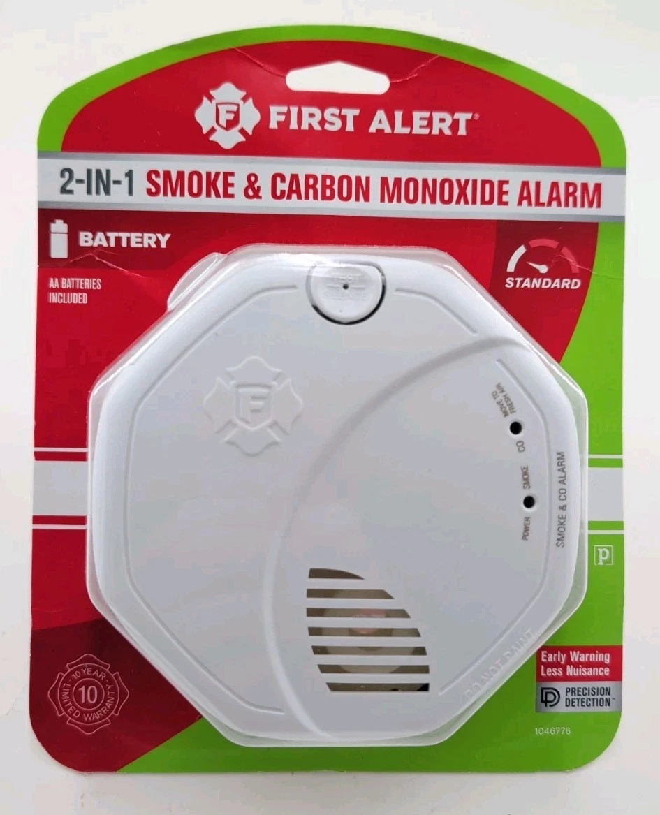 First Alert 1046776 2-IN-1 Smoke & Carbon Monoxide Alarm