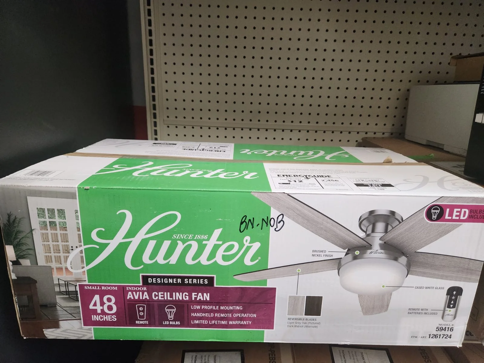 Hunter Avia Low PrHunter Avia Low Profile LED 48" Ceiling Fan