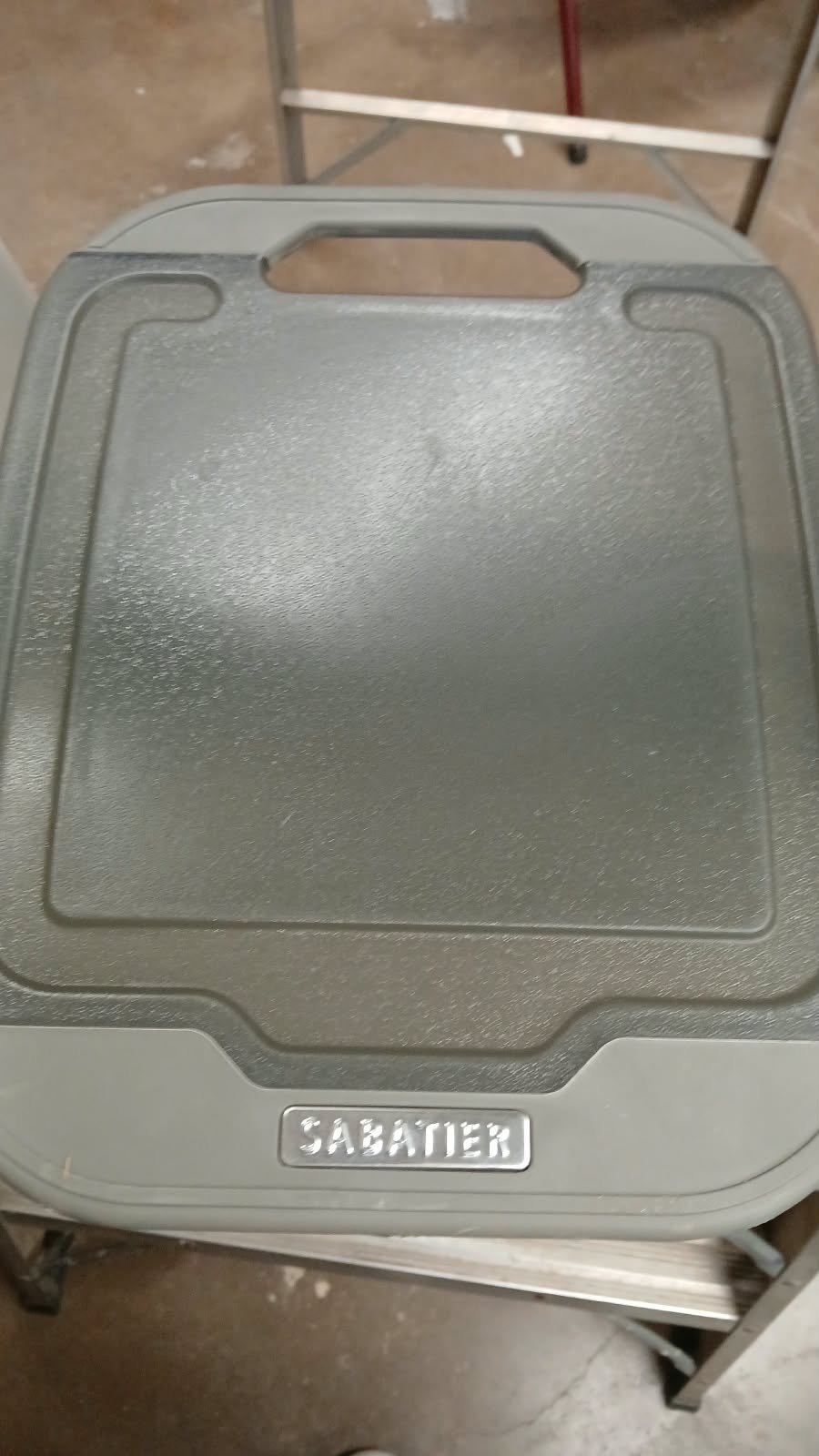 Sabatier Nonslip Cutting Board